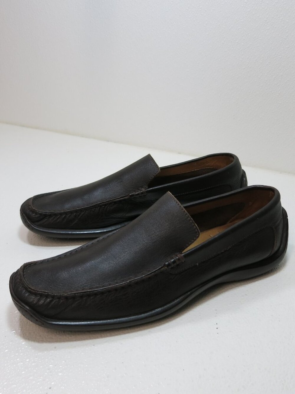 Banana Republic Handsewn Moccasin Leather Casual Comfort Footwear Shoes 11.5 D